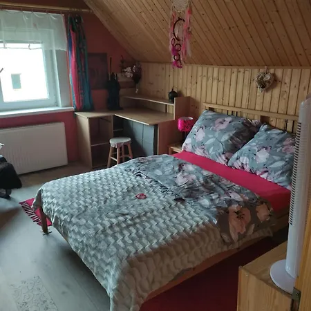 Apartment Roztoky U Krivoklatu *